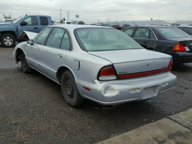 1G3HN52K4V4811834 - 1997 OLDSMOBILE 88 BASE SILVER photo 3