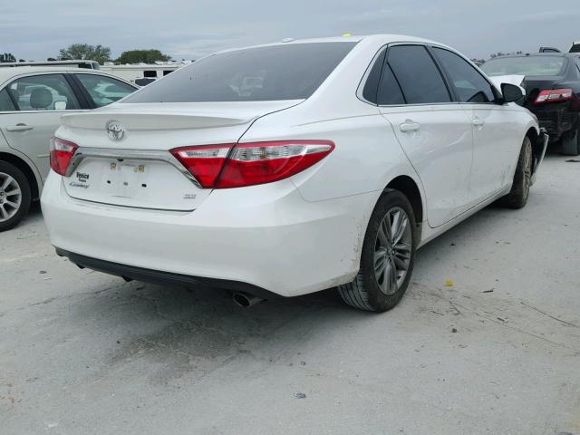 4T1BF1FK6GU211174 - 2016 TOYOTA CAMRY LE WHITE photo 4