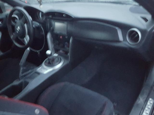 JF1ZNAA17D2710499 - 2013 TOYOTA SCION FR-S შავი ფოტო 9