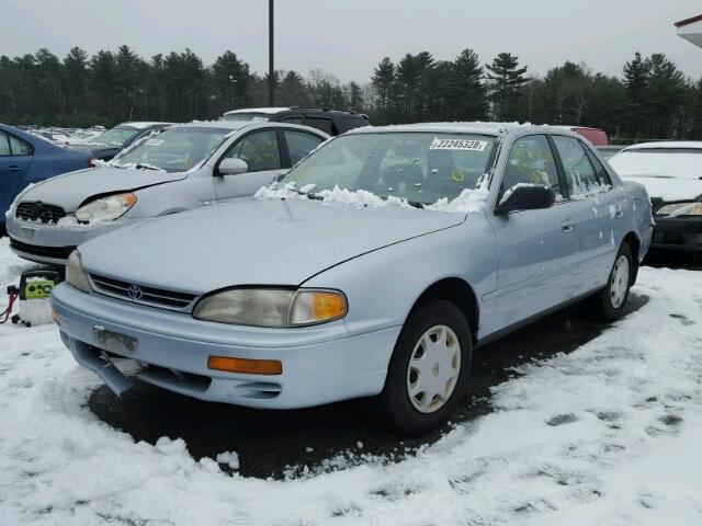 4T1SK11E9SU648589 - 1995 TOYOTA CAMRY DX BLUE photo 2