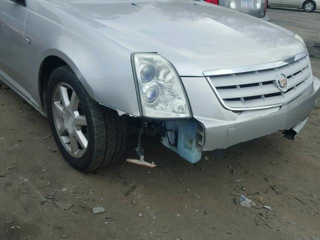 1G6DW677950158806 - 2005 CADILLAC STS SILVER photo 9