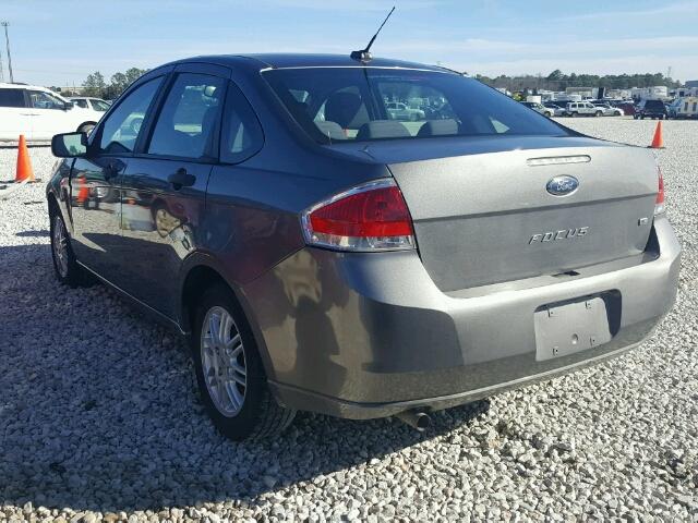 1FAHP3FN6BW202141 - 2011 FORD FOCUS SE GRAY photo 3