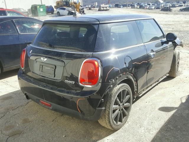 WMWXP5C56G2D13664 - 2016 MINI COOPER BLACK photo 4