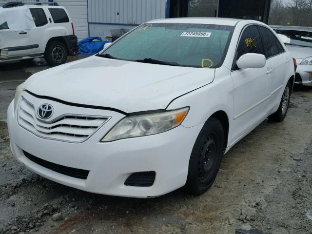 4T4BF3EK2BR108717 - 2011 TOYOTA CAMRY BASE WHITE photo 2