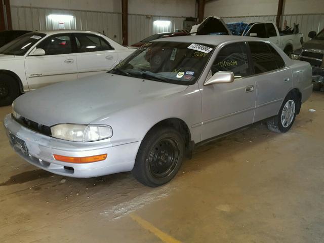 JT2VK12E0P0225648 - 1993 TOYOTA CAMRY LE GRAY photo 2