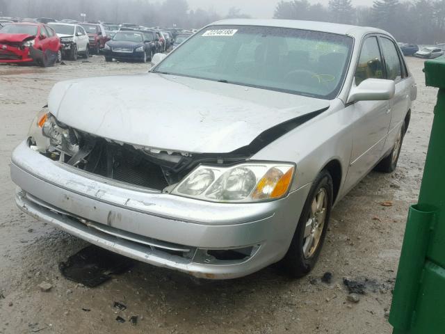 4T1BF28B44U341842 - 2004 TOYOTA AVALON XL SILVER photo 2