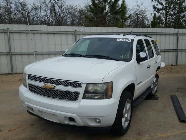 1GNFK13048R104673 - 2008 CHEVROLET TAHOE K150 WHITE photo 2