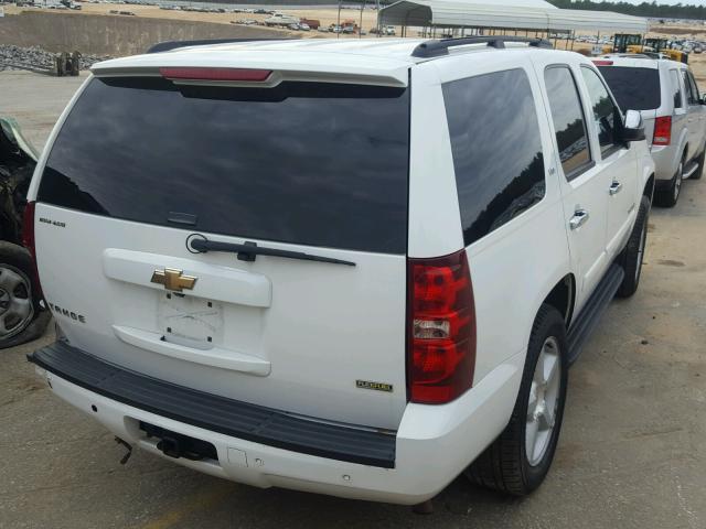 1GNFK13048R104673 - 2008 CHEVROLET TAHOE K150 WHITE photo 4