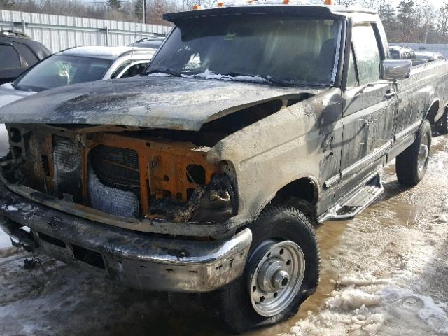 1FTHF26G4TEB63209 - 1996 FORD F250 BLACK photo 2