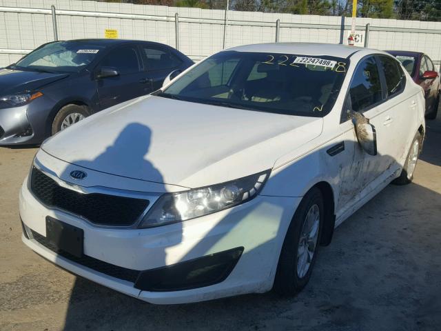 KNAGM4A72B5077848 - 2011 KIA OPTIMA LX WHITE photo 2