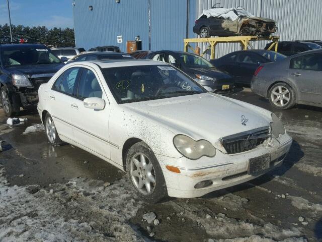 WDBRF81J24F531570 - 2004 MERCEDES-BENZ C 240 4MAT WHITE photo 1