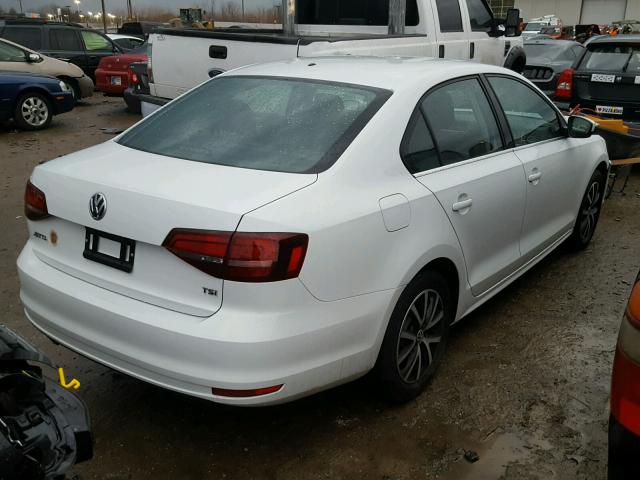 3VW2B7AJ3HM291117 - 2017 VOLKSWAGEN JETTA S 白色 照片 4