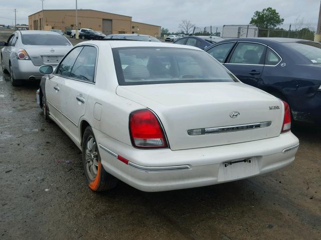 KMHFU45E52A227302 - 2002 HYUNDAI XG 350 WHITE photo 3