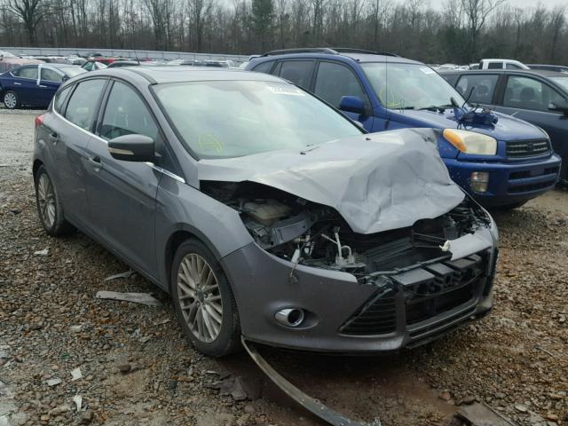 1FAHP3M2XCL324979 - 2012 FORD FOCUS SEL GRAY photo 1