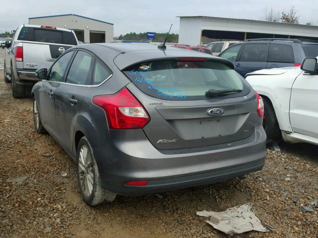 1FAHP3M2XCL324979 - 2012 FORD FOCUS SEL GRAY photo 3