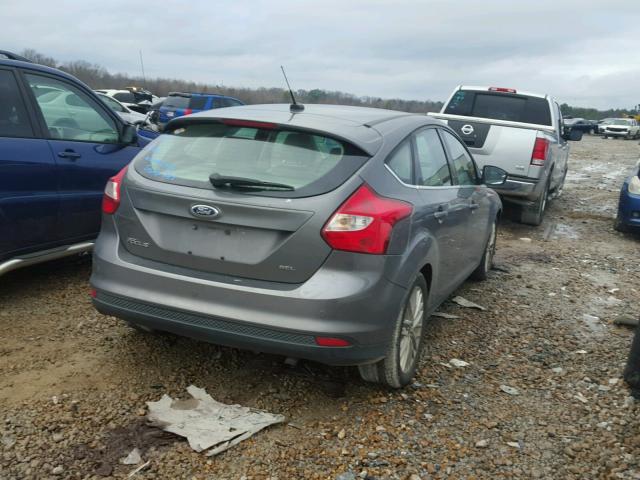 1FAHP3M2XCL324979 - 2012 FORD FOCUS SEL GRAY photo 4