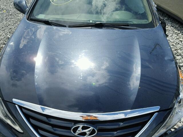 5NPEB4AC2CH318919 - 2012 HYUNDAI SONATA GLS BLUE photo 7