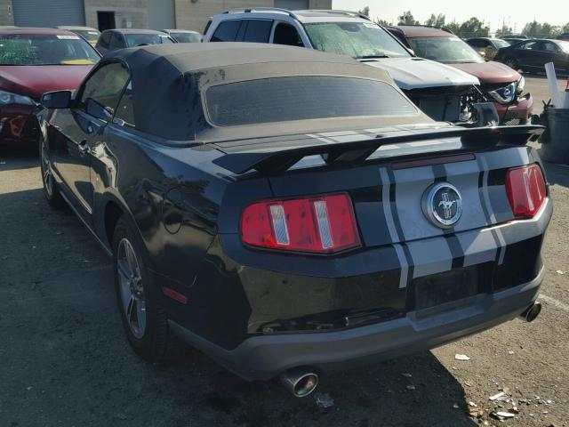 1ZVBP8EM9B5126441 - 2011 FORD MUSTANG BLACK photo 3