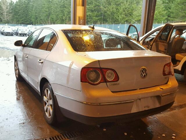 WVWAK73C56P130756 - 2006 VOLKSWAGEN PASSAT 2.0 SILVER photo 3