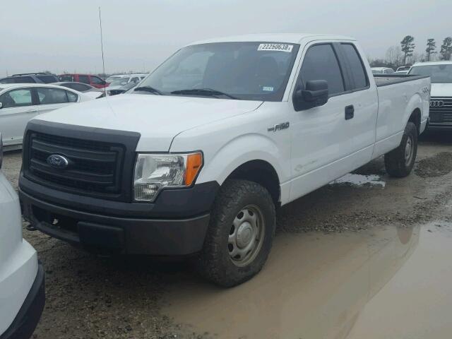 1FTVX1EF3DKD66257 - 2013 FORD F150 SUPER WHITE photo 2