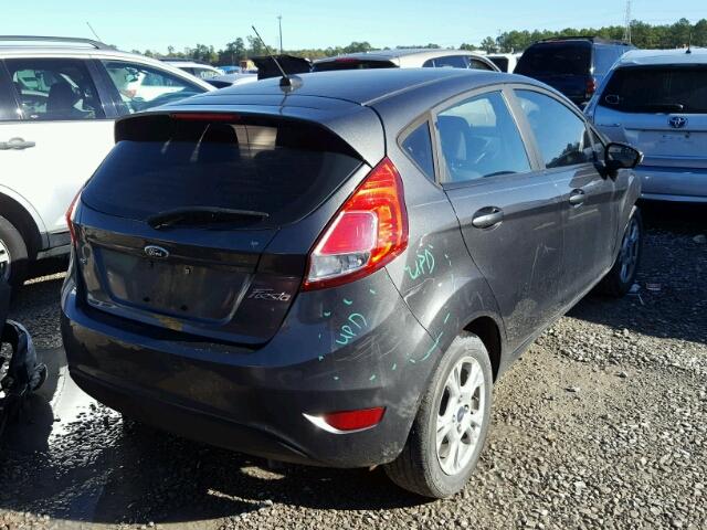 3FADP4EJ8FM179051 - 2015 FORD FIESTA SE GRAY photo 4