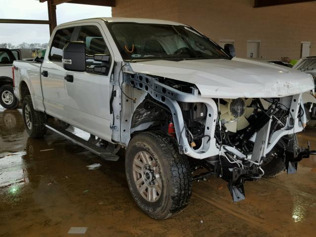 1FT7W2B67HEC18400 - 2017 FORD F250 SUPER WHITE photo 1