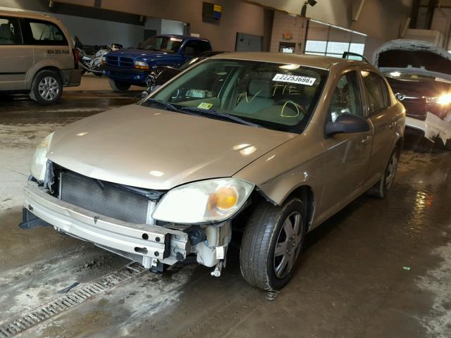 1G1AK52F657576602 - 2005 CHEVROLET COBALT TAN photo 2