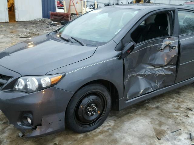 2T1BU4EE2CC826948 - 2012 TOYOTA COROLLA BA GRAY photo 9