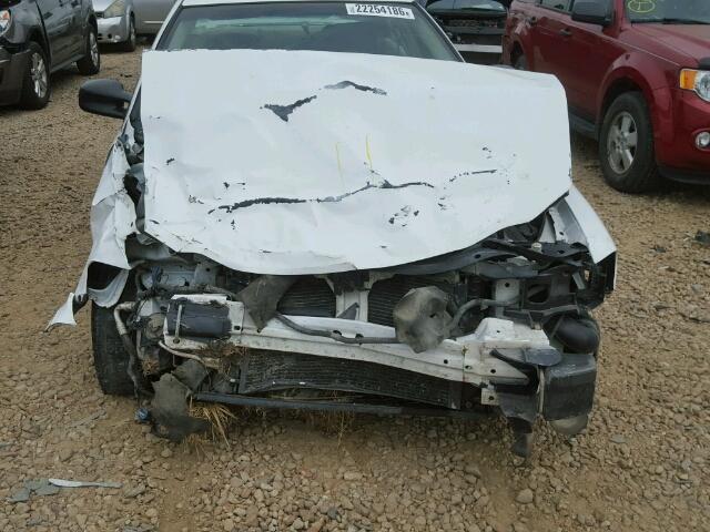 1G2NF52T11C236816 - 2001 PONTIAC GRAND AM S WHITE photo 9