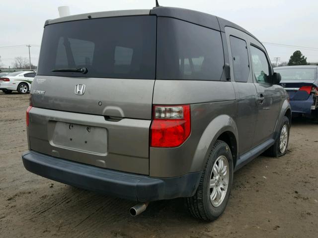 5J6YH18727L000359 - 2007 HONDA ELEMENT EX WHITE photo 4