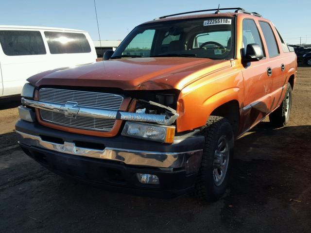 3GNEC12Z15G268595 - 2005 CHEVROLET AVALANCHE ORANGE photo 2