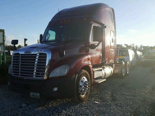 1FUJGLCV49LAF8124 - 2009 FREIGHTLINER CASCADIA 1 RED photo 2