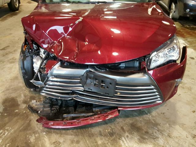 4T1BF1FK7HU806116 - 2017 TOYOTA CAMRY LE RED photo 7