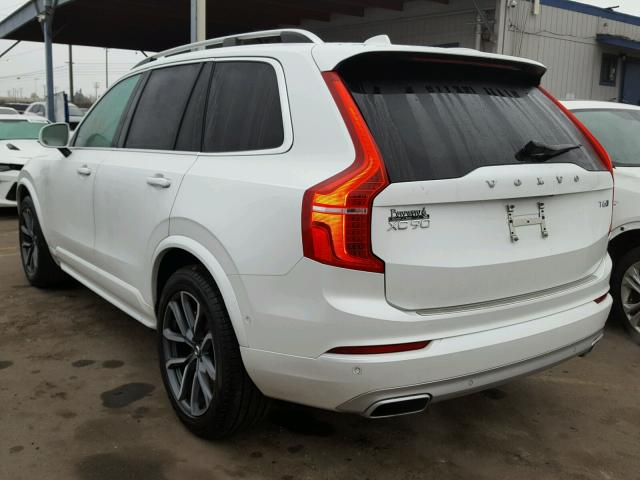 YV4A22PKXH1134552 - 2017 VOLVO XC90 T6 WHITE photo 3