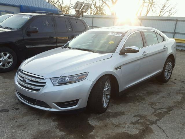 1FAHP2F85HG127889 - 2017 FORD TAURUS LIM SILVER photo 2