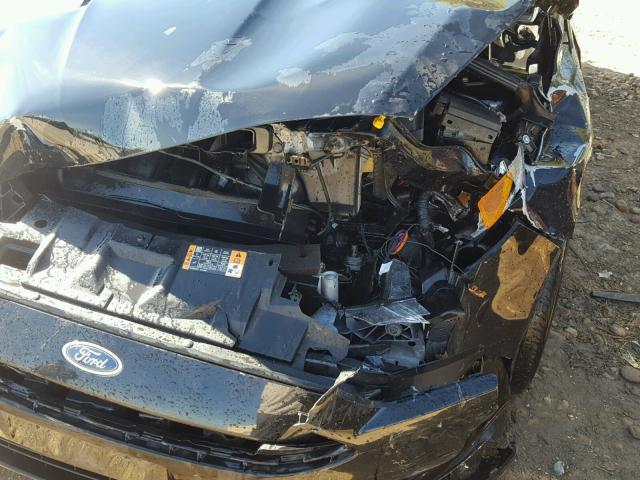 1FADP3F27GL350974 - 2016 FORD FOCUS SE BLACK photo 9