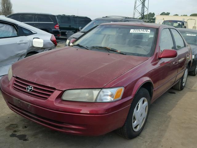 JT2BF22K7V0032252 - 1997 TOYOTA CAMRY LE RED photo 2