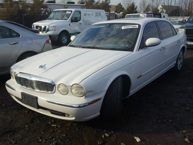 SAJWA79CX5SG36065 - 2005 JAGUAR XJ8 L WHITE photo 2