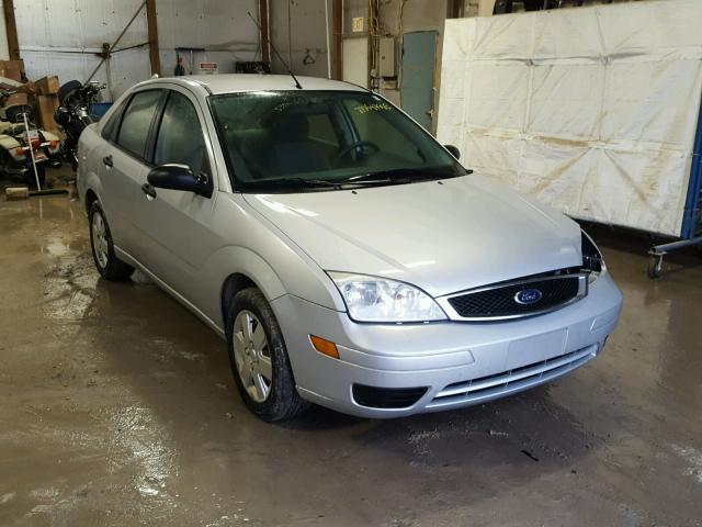 1FAFP34N27W139217 - 2007 FORD FOCUS ZX4 SILVER photo 1