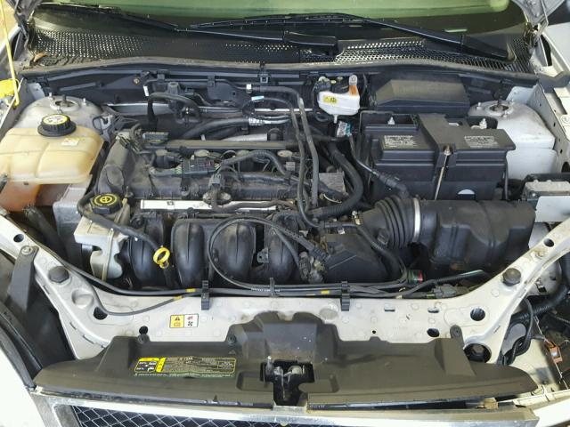 1FAFP34N27W139217 - 2007 FORD FOCUS ZX4 SILVER photo 7