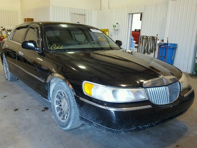 1LNHM82W6YY935717 - 2000 LINCOLN TOWN CAR S BLACK photo 1