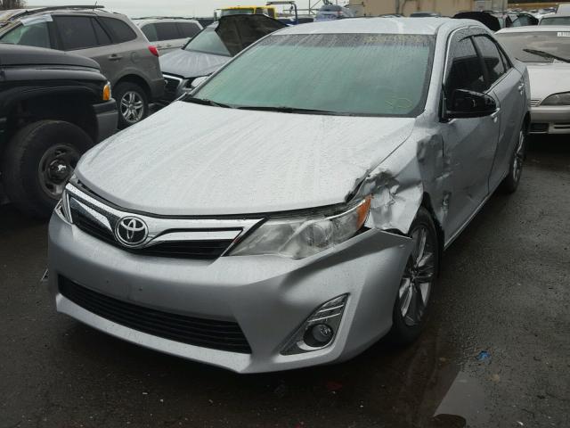 4T4BF1FK1CR256247 - 2012 TOYOTA CAMRY BASE SILVER photo 2