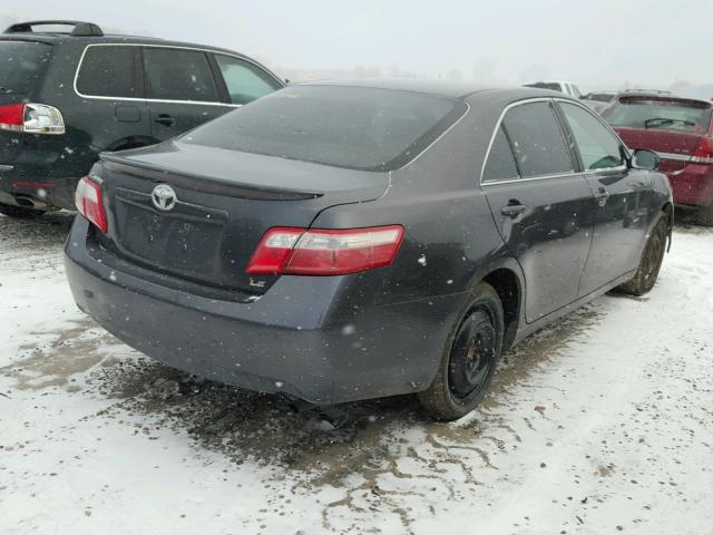 4T4BE46K98R043932 - 2008 TOYOTA CAMRY CE GRAY photo 4