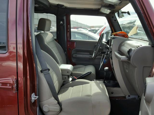 1J4GA69138L654540 - 2008 JEEP WRANGLER U BURGUNDY photo 5