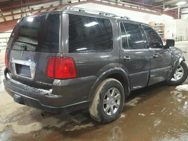 5LMFU28566LJ02395 - 2006 LINCOLN NAVIGATOR GRAY photo 4