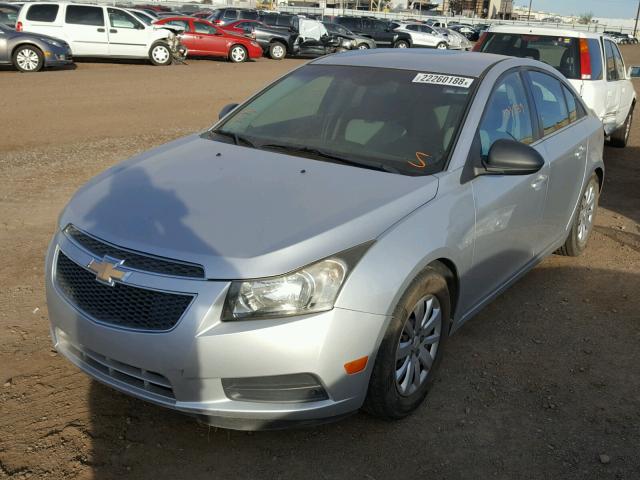 1G1PC5SH1B7155391 - 2011 CHEVROLET CRUZE LS SILVER photo 2