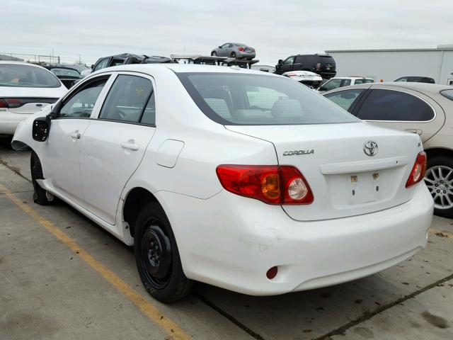 1NXBU4EE1AZ315064 - 2010 TOYOTA COROLLA BA WHITE photo 3