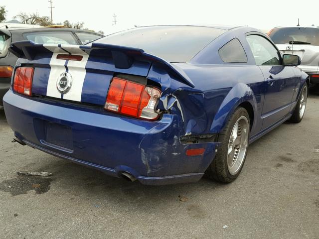 1ZVFT82H755209598 - 2005 FORD MUSTANG GT BLUE photo 4