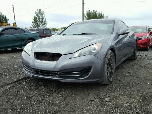 KMHHU6KH1AU010488 - 2010 HYUNDAI GENESIS CO GRAY photo 2