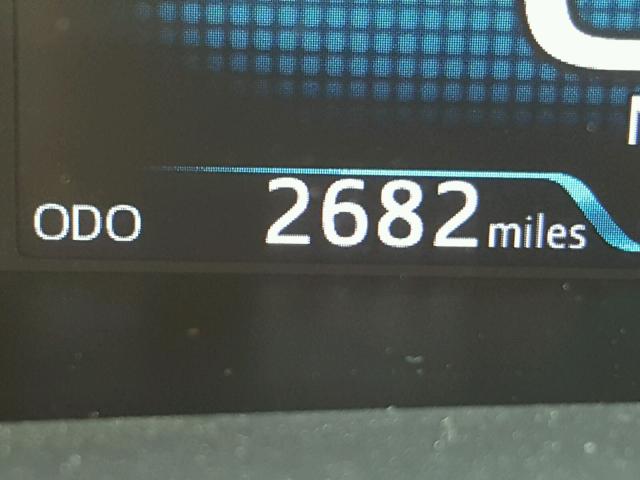 JTDKARFP2H3037477 - 2017 TOYOTA PRIUS PRIM 灰色 照片 8